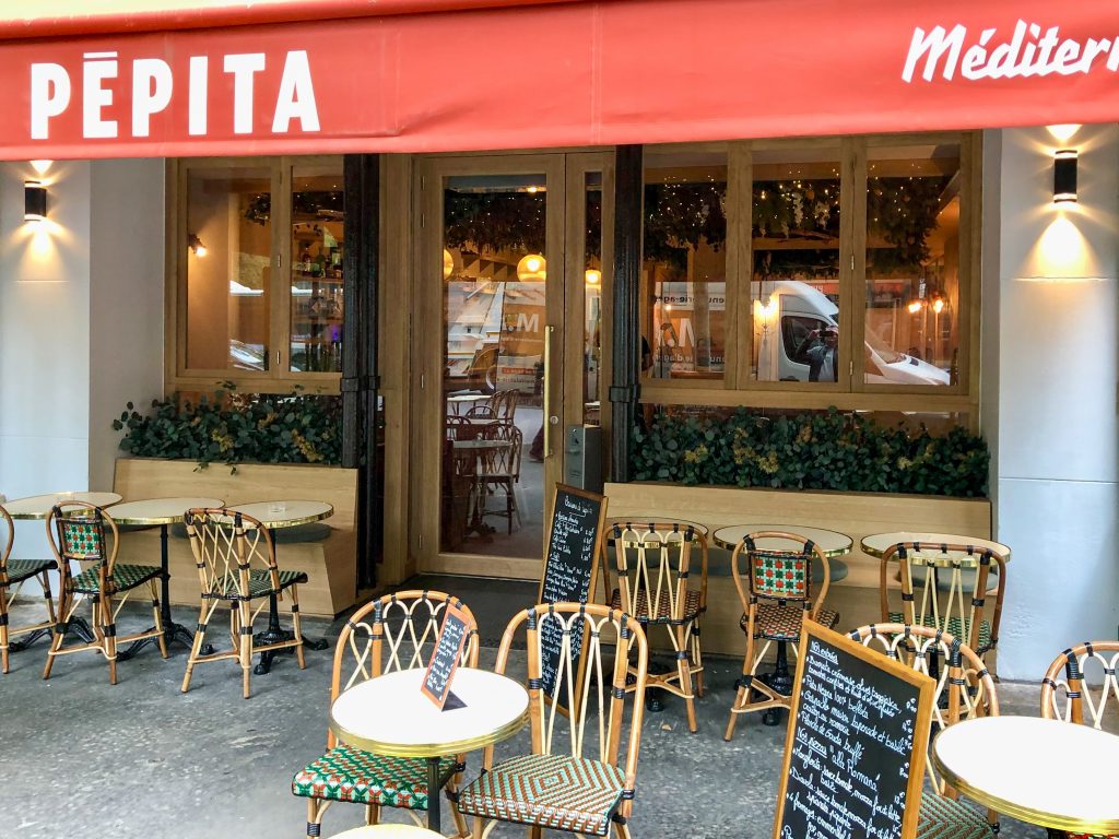 Aménagement de la devanture du restaurant Pépita Paris